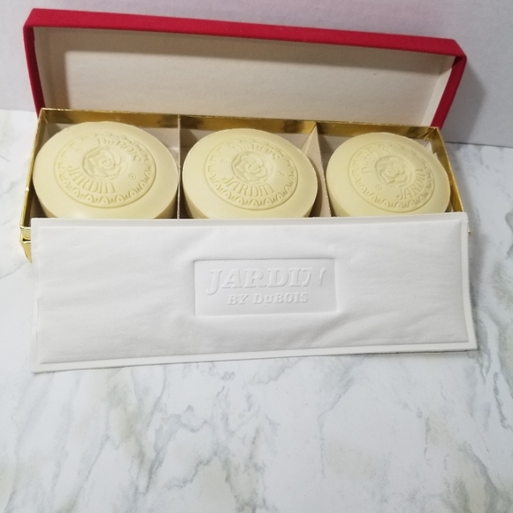 Vintage Jardin By DuBois Soap - Picture 2 of 3